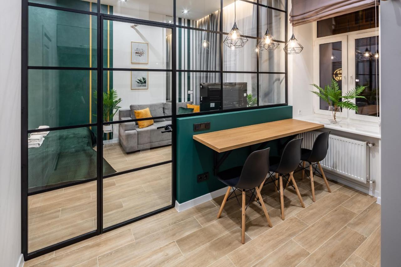 Emerald Lux Apartment. LiveinЛьвів Екстер'єр фото