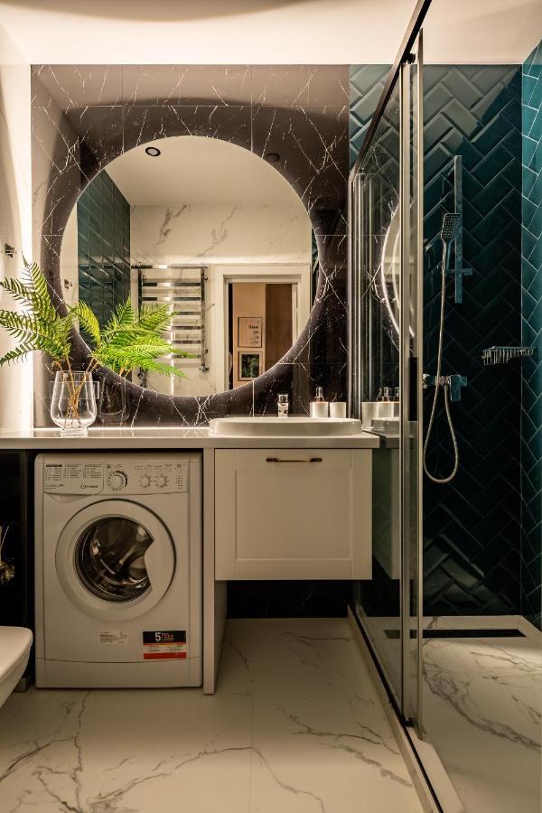 Emerald Lux Apartment. LiveinЛьвів Екстер'єр фото